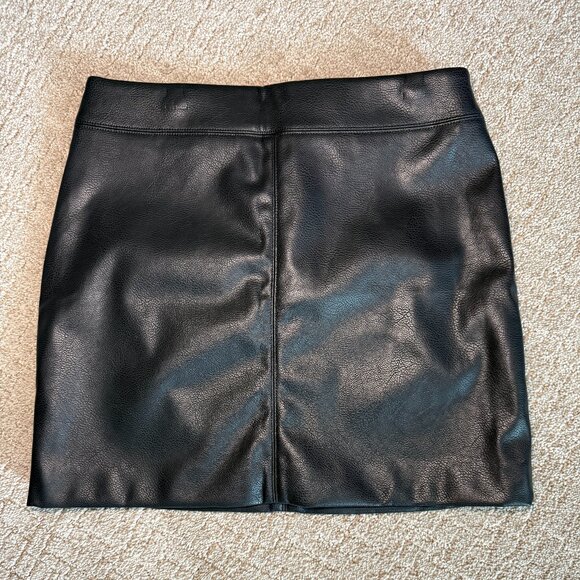 H&M Divided Faux Leather Mini Skirt | Sleek & Chic - Picture 1 of 5